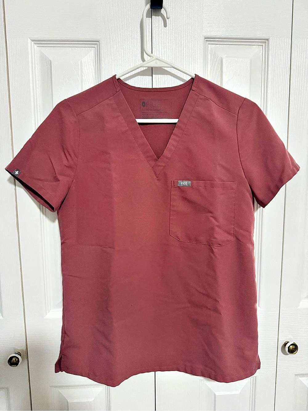 Figs Catarina One-Pocket Scrub Top and Zamora Jogger Scrub Pants Zamora Jogger